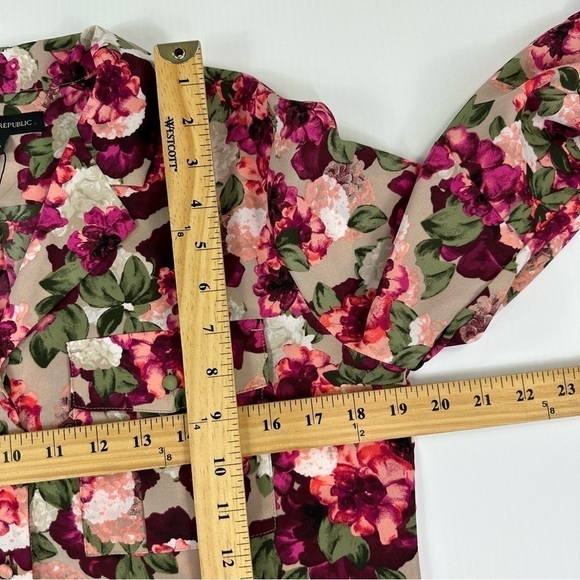 Banana Republic Blouse Top Sz S Floral NWT - Picture 8 of 14